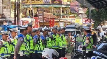 Operasi Hunting Kasat Mata,Satlantas Polres Garut Gencar Edukasi Pengendara Demi Tertib Lalu Lintas